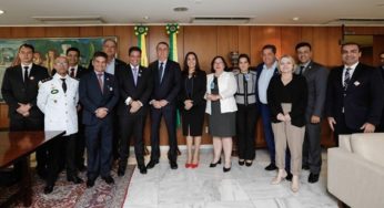 Gladson e Rocha são recebidos por Bolsonaro e reforçam pedido de apoio para o Acre