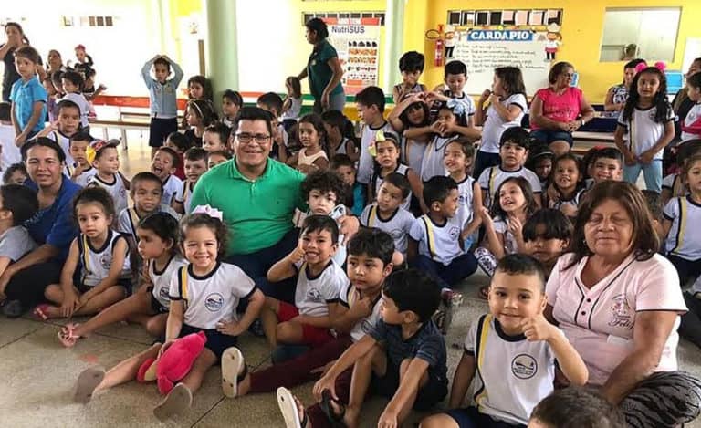 Crianças de Sena Madureira recebem palestras educativas sobre Meio Ambiente