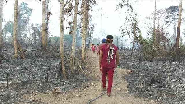 Fogo atinge terra dos índios Huni Kuin na Transacreana