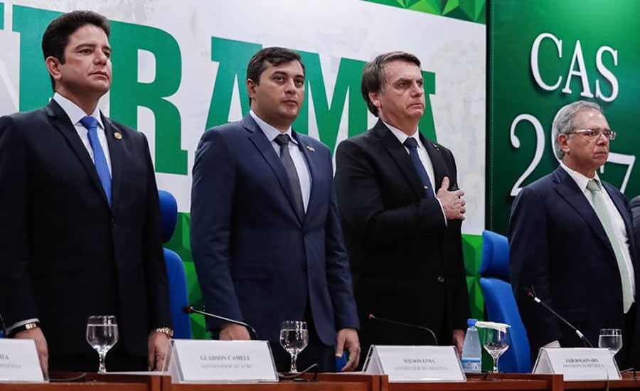Gladson é chamado de “amigo do Acre” em evento com Bolsonaro