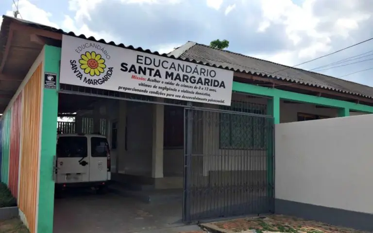 Educandário tem ar-condicionado e fiação elétrica furtados em Rio Branco
