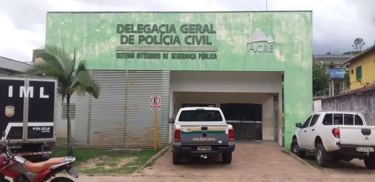 Preso comete suicídio dentro de cela na delegacia de Cruzeiro
