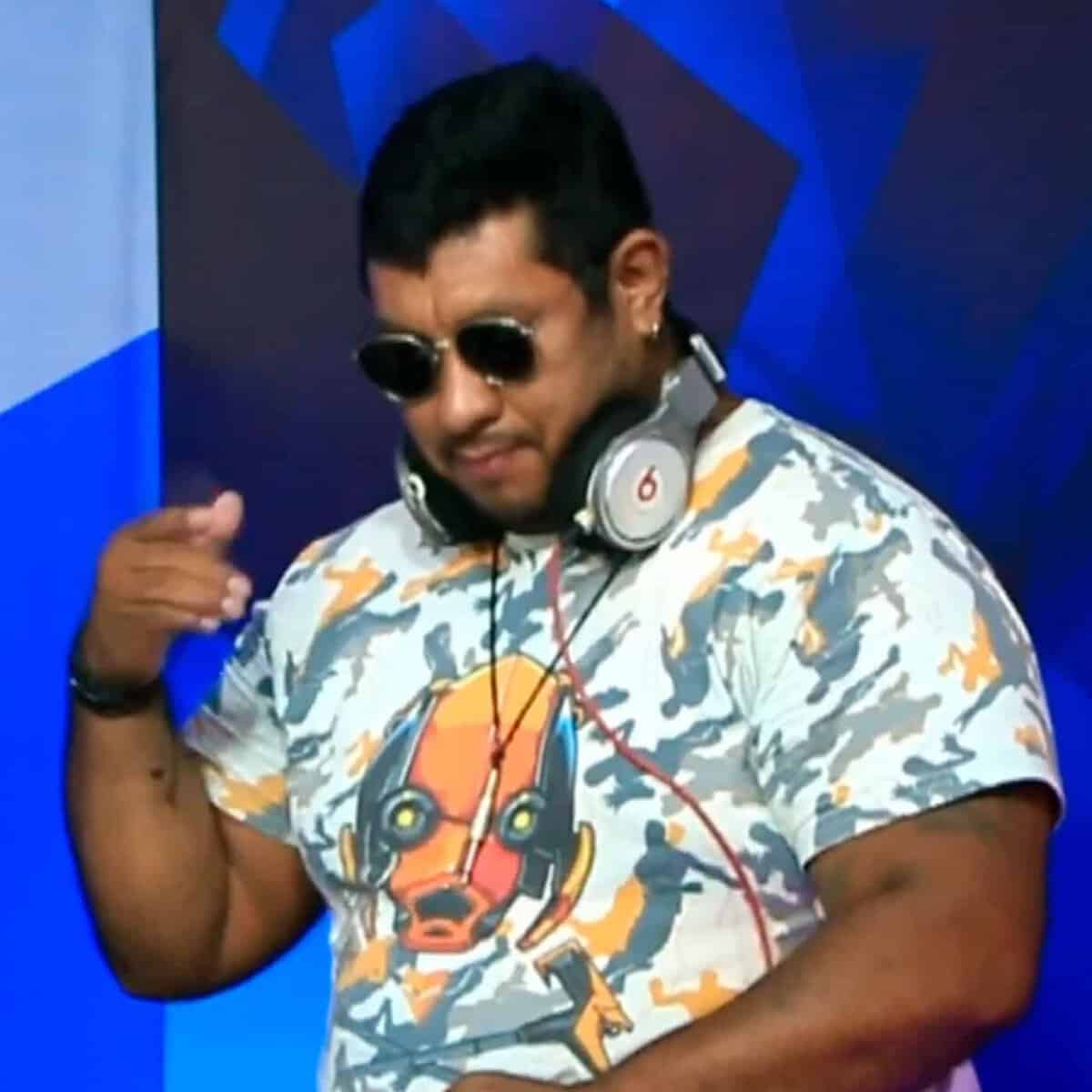DJ Black mostra um pouco da arte da música eletrônica que ganha cada vez mais espaço no Acre