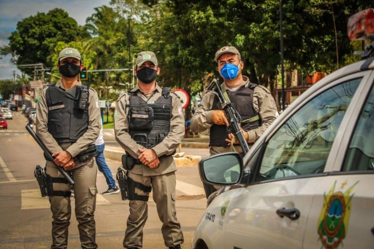 Agentes de segurança pública do Acre começam a ser vacinados nesta quarta-feira