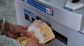 Saques na poupança superam depósitos em R$ 5,467 bilhões em agosto, diz Banco Central