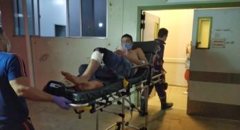 Dupla em motocicleta passa atirando e deixa dois homens baleados, no Belo Jardim