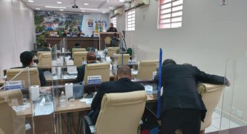 Vereadores condenam envio de R$ 2,4 milhões a empresa de ônibus