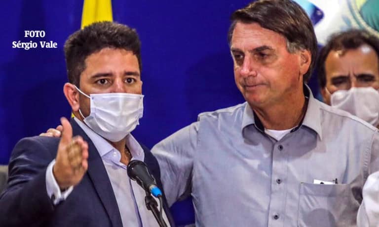 Jornal Russo critica governo de Bolsonaro e cita Gladson por esforço na busca da vacina
