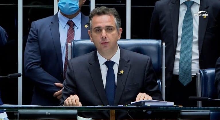 Pacheco rejeita pedido de impeachment de Bolsonaro contra Alexandre de Moraes
