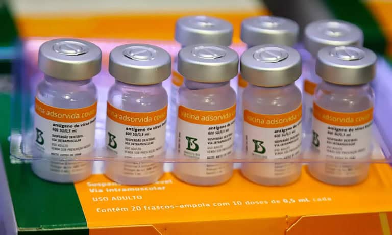 Atraso na entrega de vacinas deixou Rio Branco sem 1ª dose por mais de uma semana