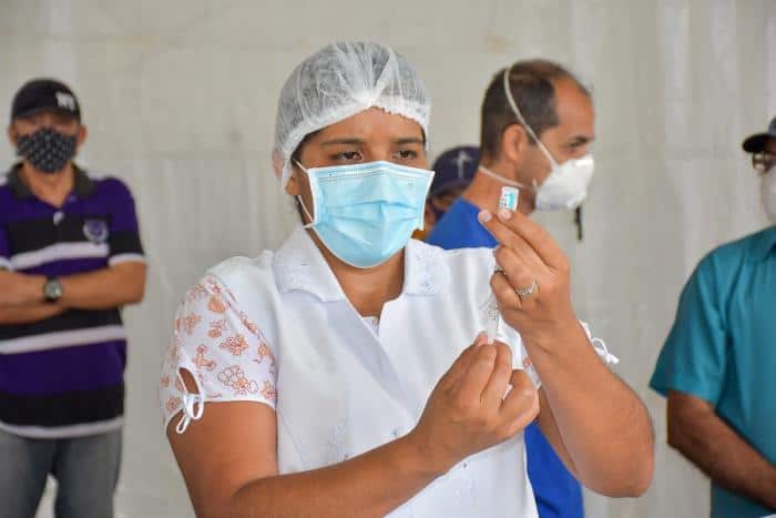 Cruzeiro do Sul é o município que mais vacina no Acre, com 46% da população imunizada