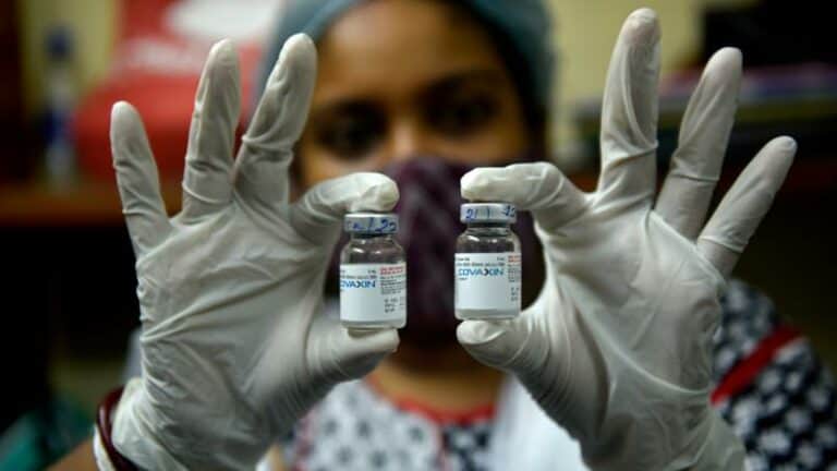 Governo decide suspender contrato para aquisição da vacina indiana Covaxin