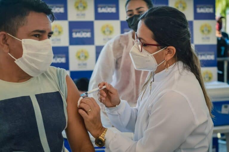 Rio Branco quer chegar a 70% dos moradores imunizados com mutirão