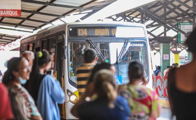 Edital para concorrência de empresas de ônibus em Rio Branco prevê R$ 350 milhões de faturamento