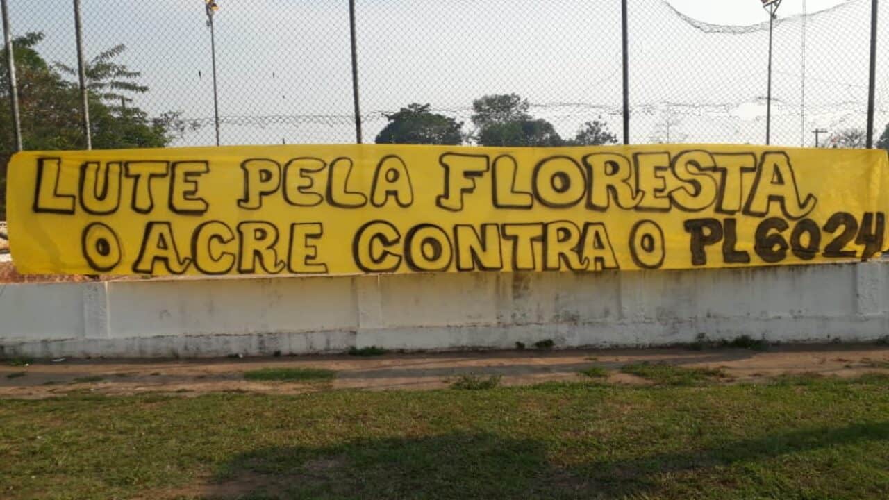 Estudantes da Ufac organizam “empate” contra projeto de lei de Mara Rocha -   - Notícias do Acre