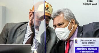 Vereadores criticam prefeitura por falta de documentos para votação do PL dos Transportes