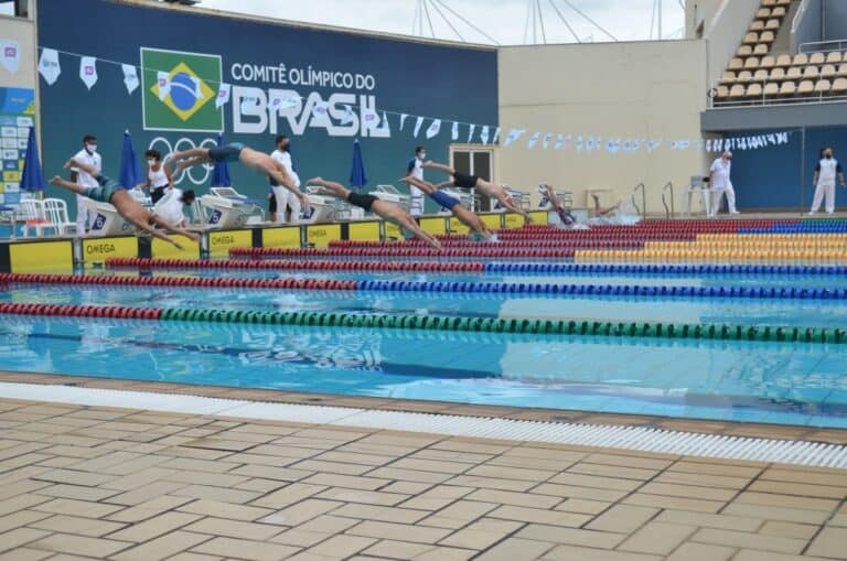 Acreano consegue primeiro lugar nos 50 metros do nado borboleta nos Jogos Escolares do RJ