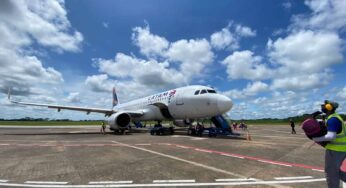 Avião que transportava deputados tem problema no motor