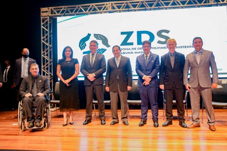 Mourão e Gladson assinam projeto da ZDS do Abunã-Madeira