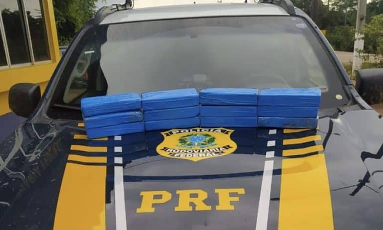 PRF encontra 12 kg de cocaína em táxi que seguia para Rio Branco na BR-317