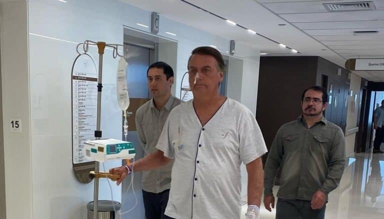 Médicos descartam nova cirurgia, mas presidente Bolsonaro não tem previsão de alta