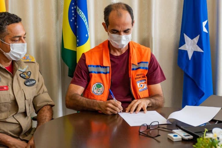 Prefeito decreta emergência em Cruzeiro do Sul por cheia do Rio Juruá