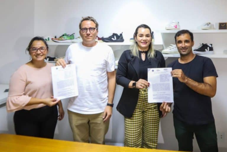 Estado firma cooperação com a Vert para capacitação de jovens extrativistas