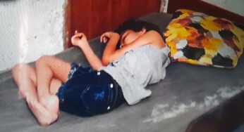 Mãe busca doação de cadeira de rodas para filha com sequelas da paralisia infantil
