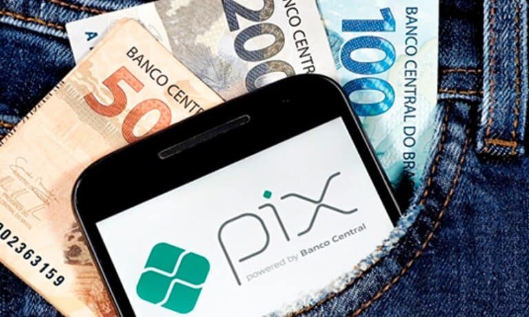 Acreanos já movimentaram R$ 22 bilhões em transferências com Pix