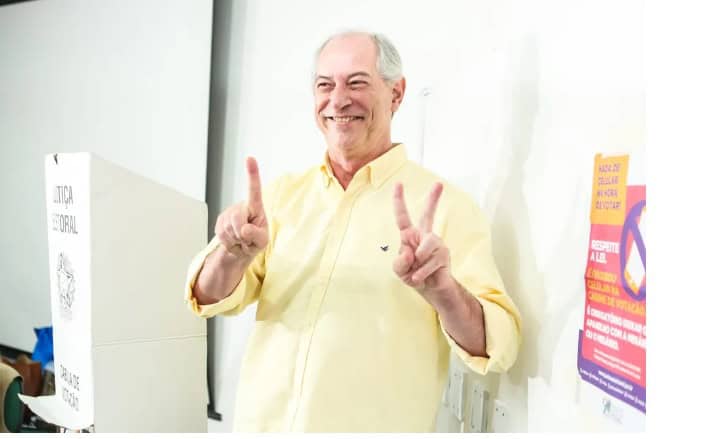 Ciro Gomes vota no Ceará e diz que ‘pretende parar’ após eleição