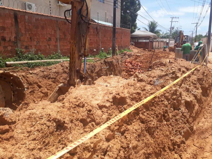 Obra já atrasada no Tropical pode parar por falta de pagamento