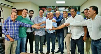 Bocalom assina PL que institui o Licenciamento Urbanístico: “vamos acabar com a burocracia”