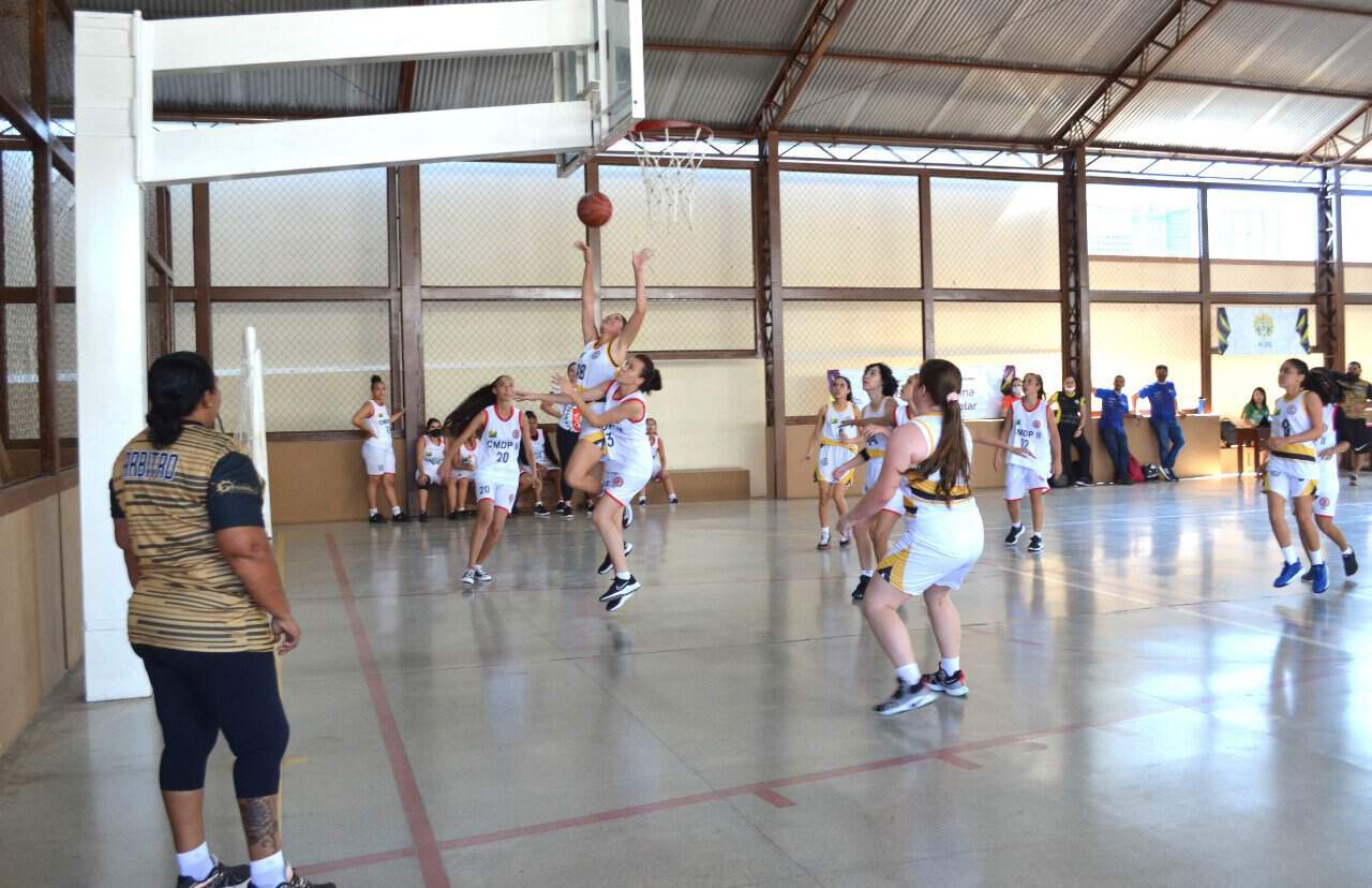 Começam os Jogos Escolares da Juventude de basquetebol e handebol –  Prefeitura Três Lagoas