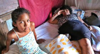 A triste história da acreana que sofre com câncer e pode não ter o que comer no natal com sua família
