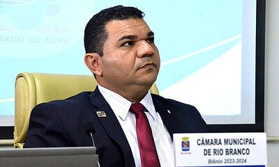 Vereador acusa prefeitura de “enganar” por negar recuperação de vias do Ruas do Povo