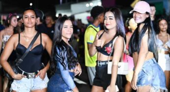 Primeira noite do Carnaval do Esperança lota rua Euclides da Cunha, em Rio Branco