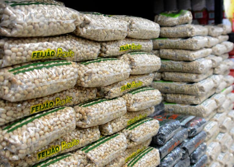 Em um mês, cesta básica sobe 0,34% no Acre e feijão lidera alta de preço