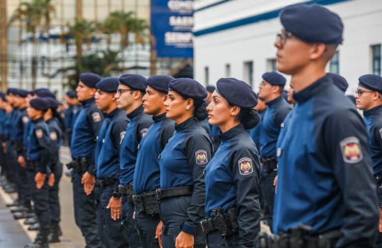 Novo fardamento da Polícia Militar do Acre chegou incompleto ao Estado