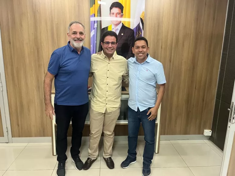 Jerry Correia, prefeito de Assis Brasil, expulso do PT, vai se filiar do PDT
