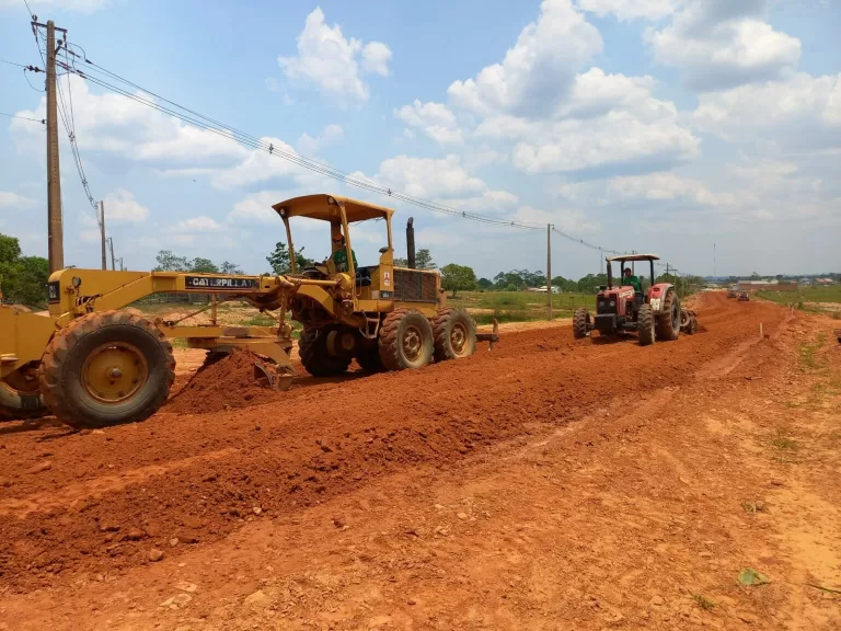 Governo espera retomar em breve obras de pavimentação da Estrada Variante, em Xapuri