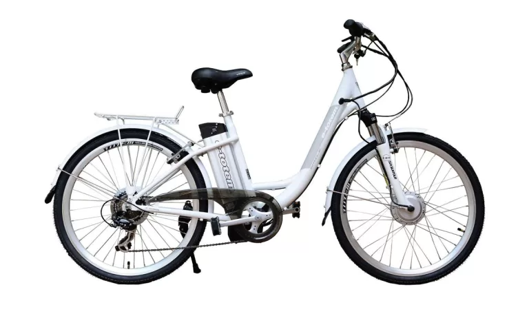 Circulação de bicicletas elétricas é regulamentada; medida define regras