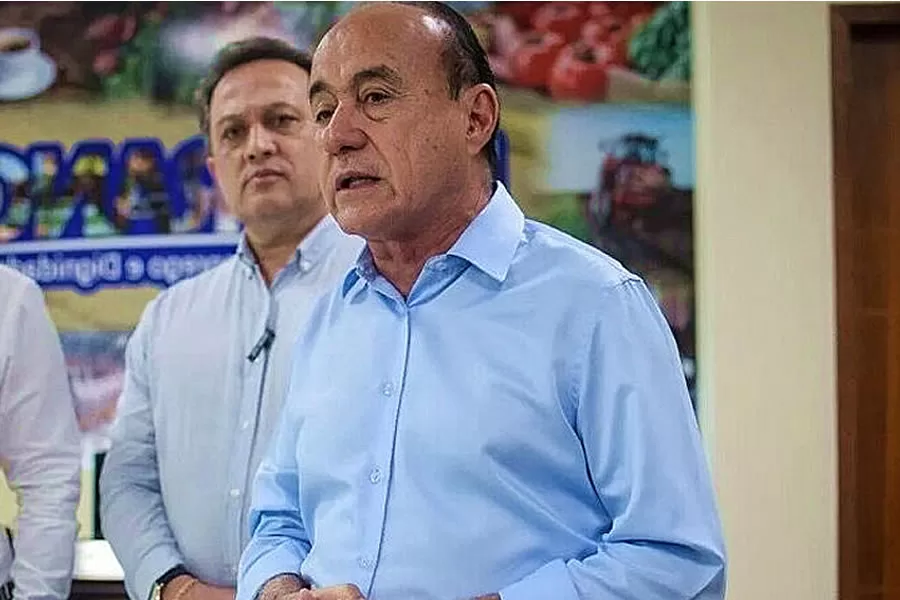 Bocalom permite publicação de exonerações de Anderson e Valtim, mas torna demissões sem efeito