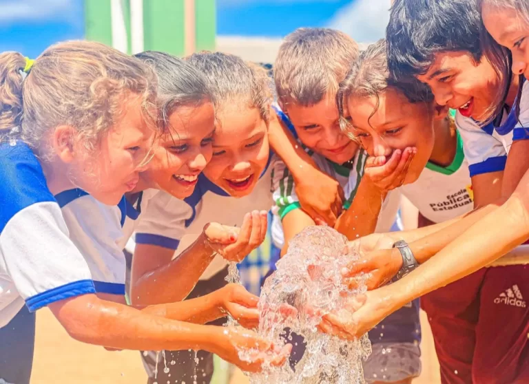 Comunidades rurais de Porto Walter ganham água tratada em casa