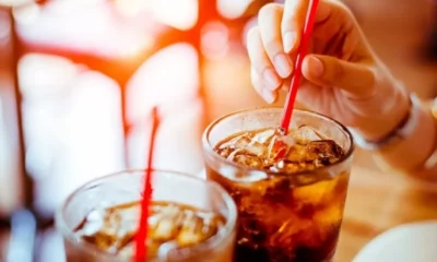 Consumo de bebidas açucaradas cresceu 23% entre crianças e adolescentes no mundo