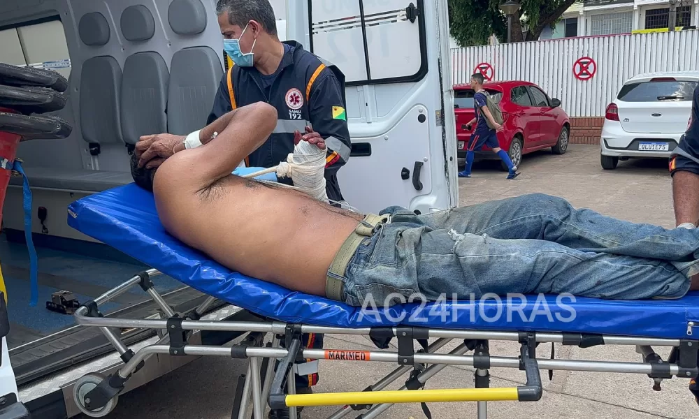 Trabalhador é ferido com golpes de faca durante discussão com desafeto em Rio Branco
