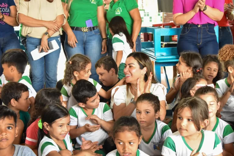 Prefeitura de Brasileia entrega equipamentos escolares para mais de 850 alunos