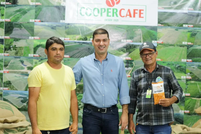 Cooperativas de Café e farinha apresentam potencial de produção a Nicolau na Expojuruá