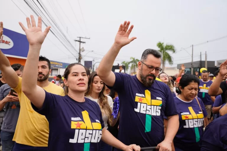 Na Marcha Para Jesus, políticos revelam motivos de suas orações ao ac24horas