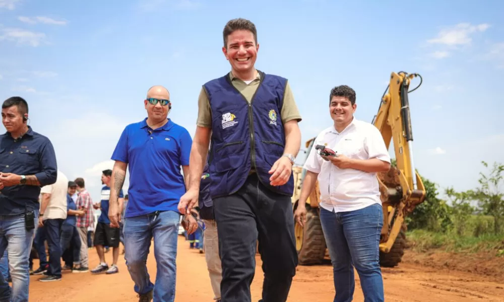 Gladson inicia projeto histórico de pavimentação da AC-445, ligando Porto Acre ao Bujari