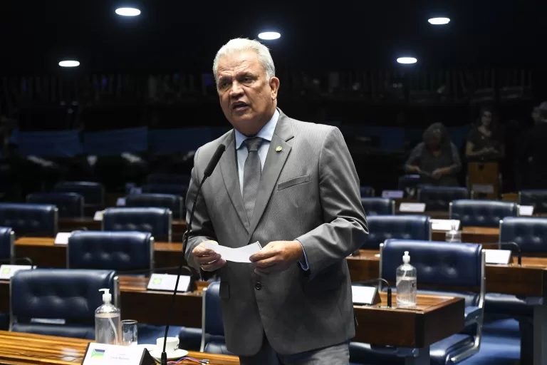 Petecão garante pagamento de mais de R$ 33 milhões para o custeio da saúde em municípios